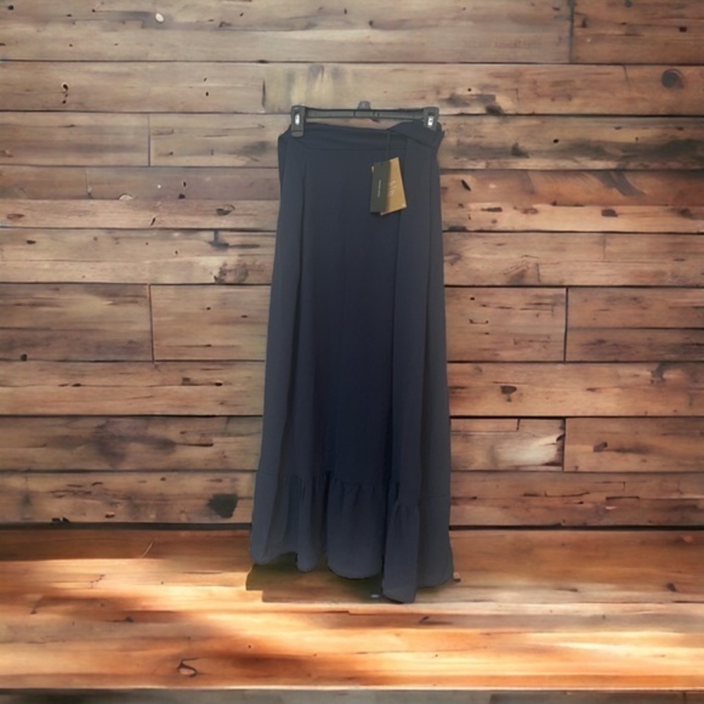 Vero Moda Wrap skirt‎ Size Medium - Picture 2 of 4